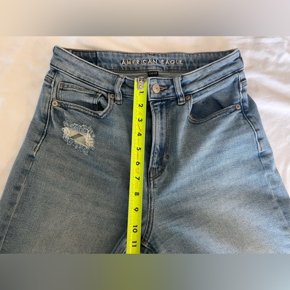 American Eagle Mom Jean size 4 short - Picture 3 of 5